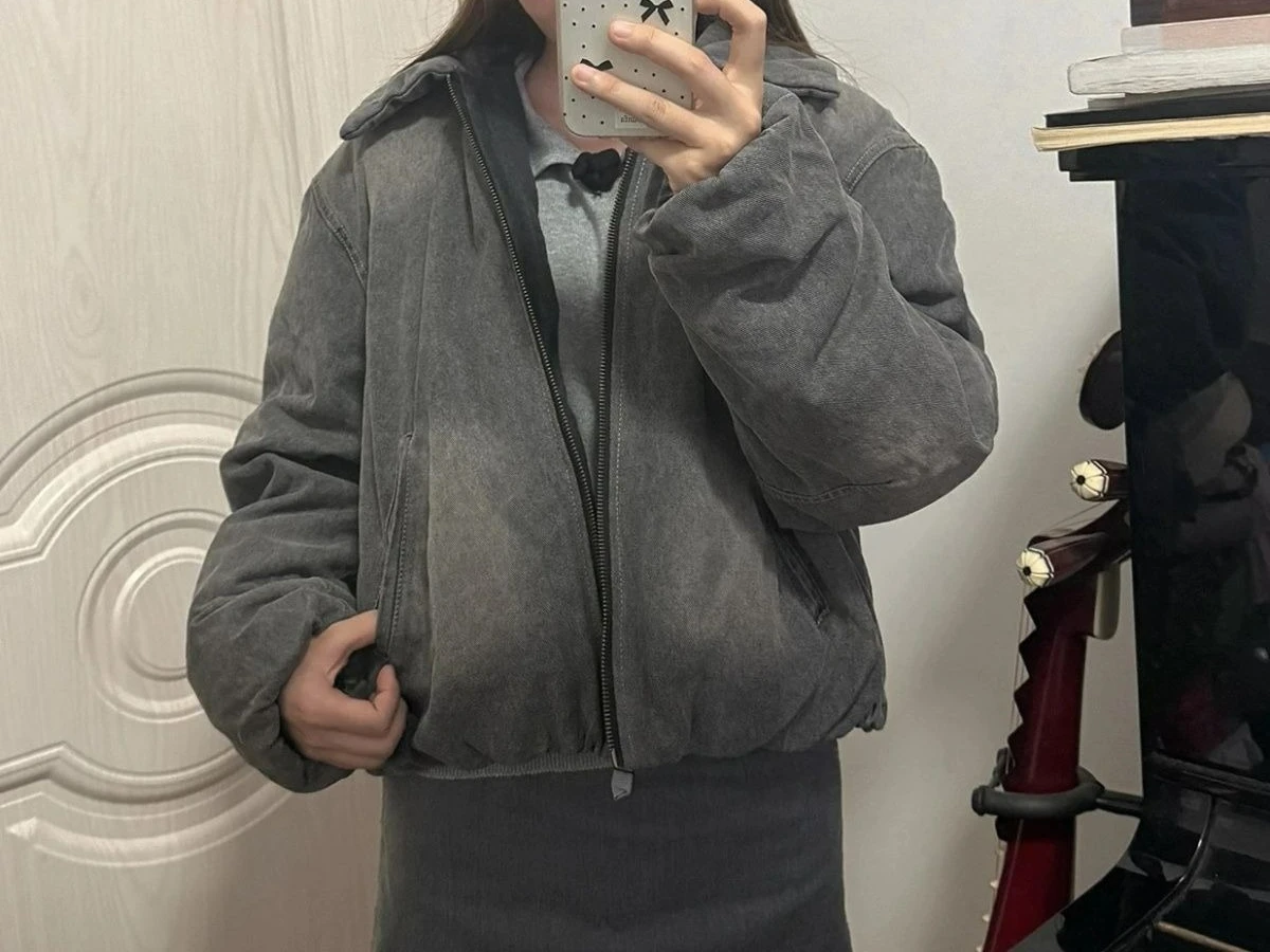 

2025 Autumn and Winter New Gray Retro Washed Denim Short Bread Cotton Clothes