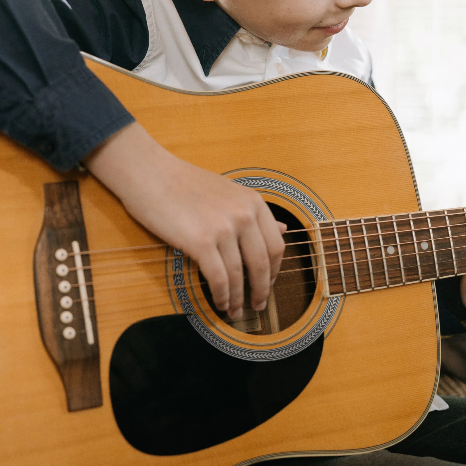 

Wooden Guitar Sound Hole Rosette Decal Solid Veneer Sticker Inlay Durable Acoustic Classical Guitar Sound Hole Ring