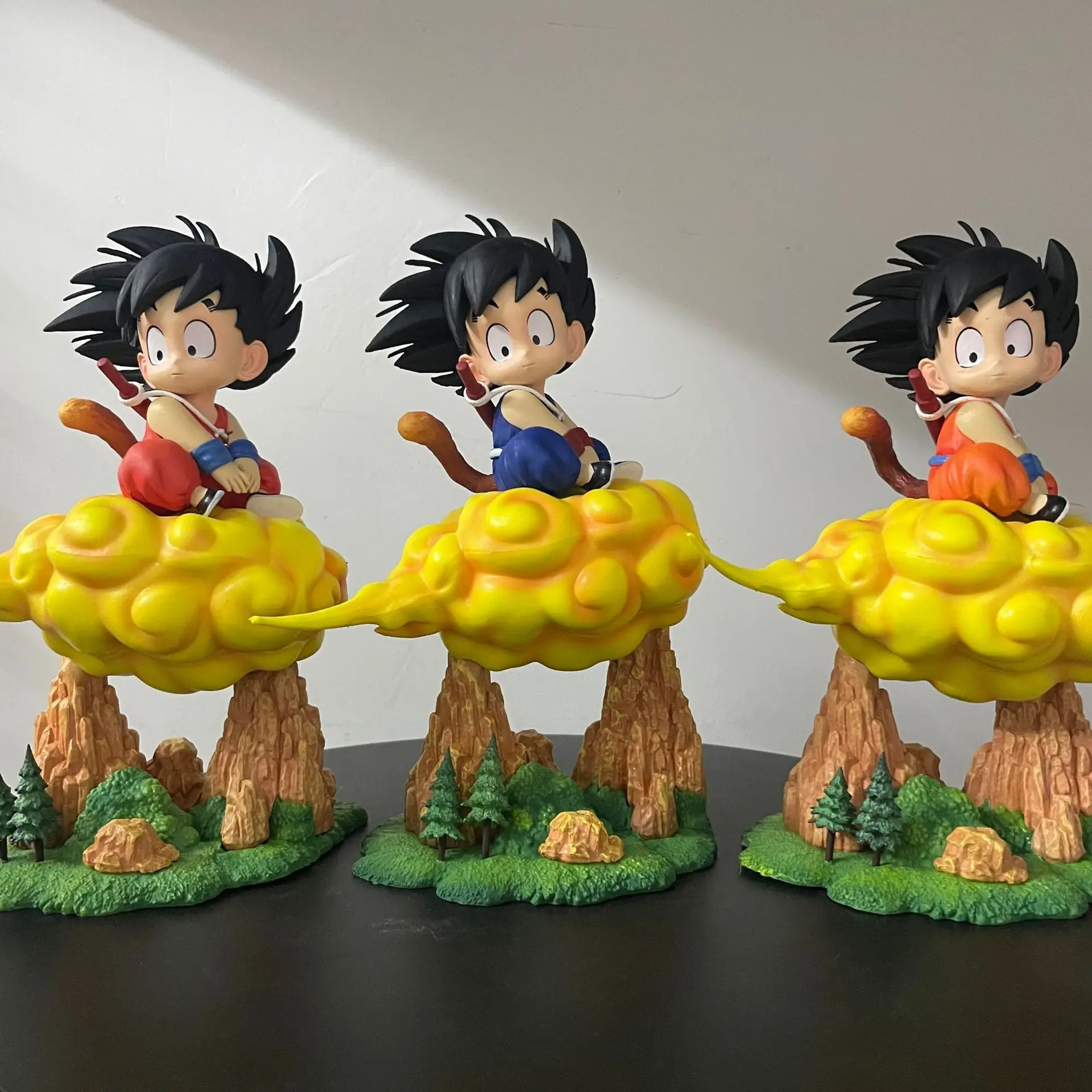 

Dragon Ball Z Goku Statue Flying Nimbus Anime Collectible Desk Ornament for Kids Boys