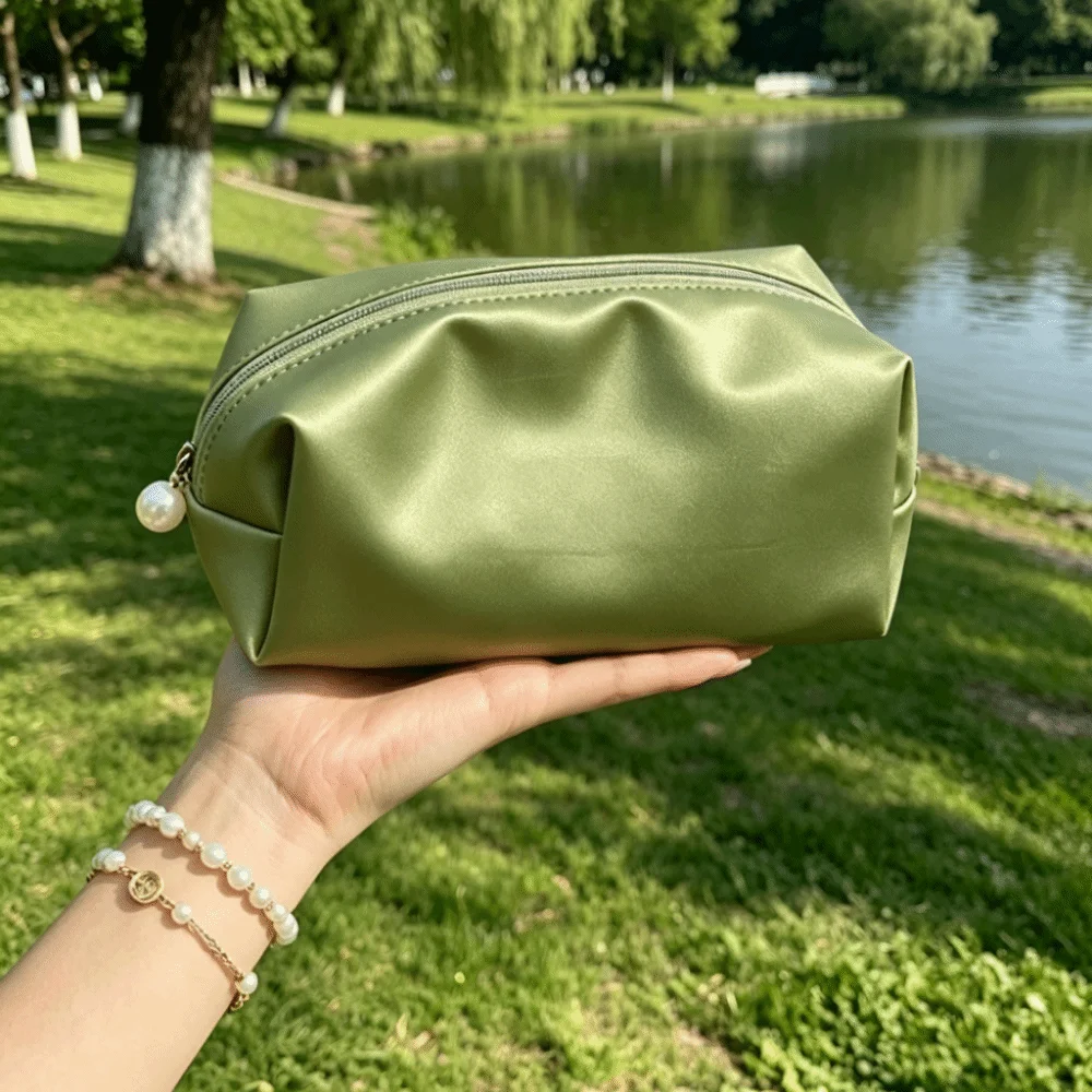 Portable Makeup Bag Simulated Silk Fabric Pearl Zipper Pull Design Cosmetic Storage Bag Thickened Large Capacity