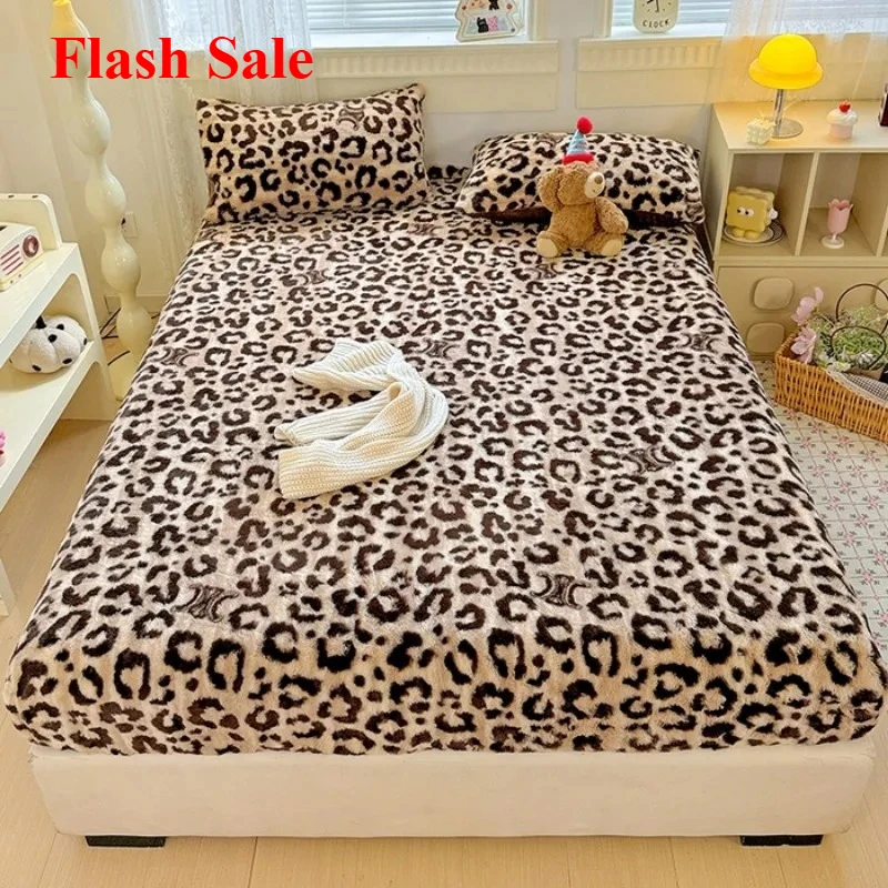 

New cream wind love polka dot printing milk fleece single piece fitted sheet no pillowcase mattress cover thickened thermal