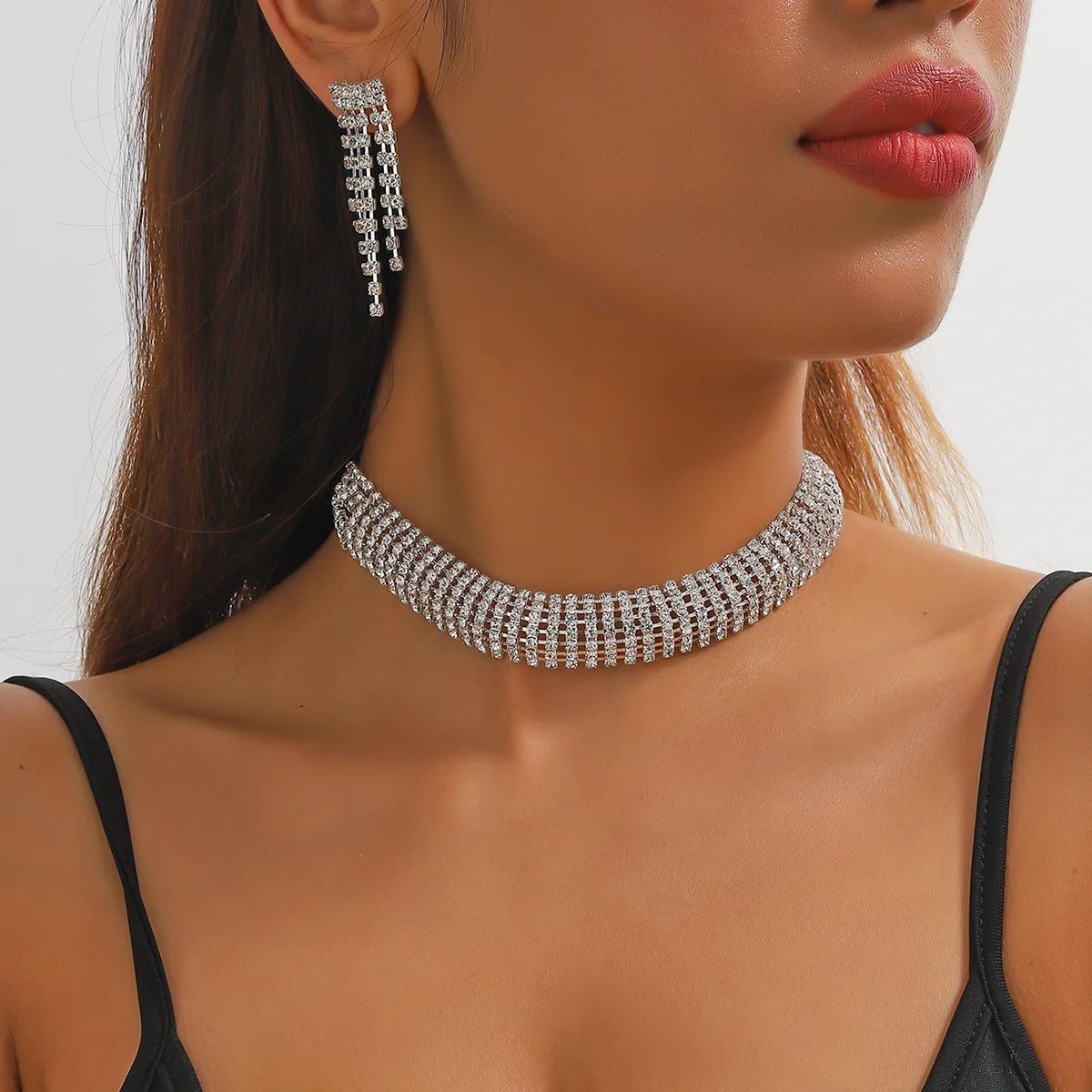 Modisches Strass-Schmuckset mit Glänzender Halskette und Ohrringen, Hochzeitskleid-Accessoires, Strass-Schmuckset