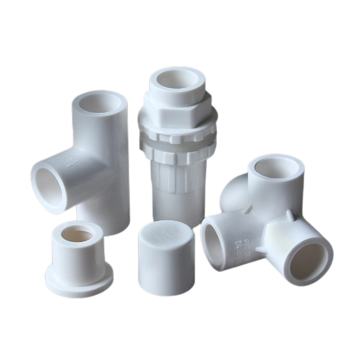 16mm White PVC Pipe Connectors Irrigation Water Tube 3 Ways 4 Ways Elbow Tee Connector End Cap Aquarium Fish Tank Fittings