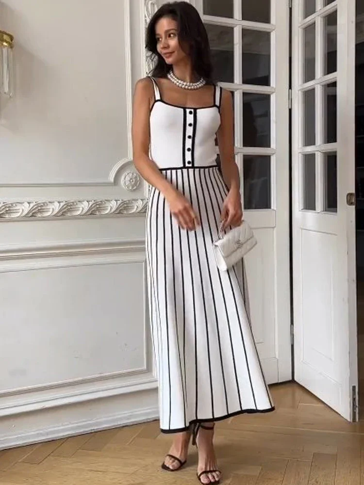 

Striped Knit Backless Maxi Dress Women Slim Contrast Strapless Fashion Elegant Party Dress 2024 Knitwear Female Long Dress