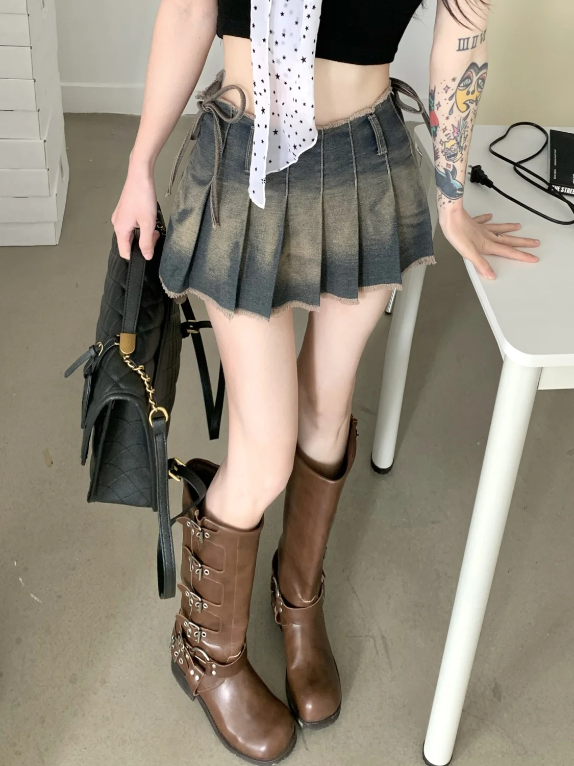 

Grunge Y2k Denim Skirt Pleated Women Vintage Fashion Irregular Low Waist Bandage A-line Sexy Mini Skirt Streetwear y2k clothes