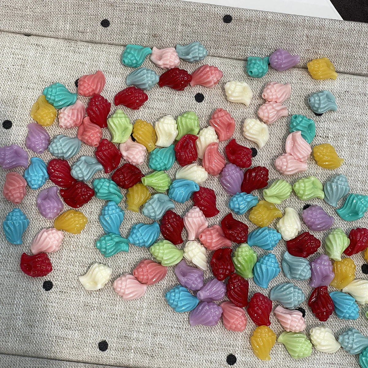 10pcs 9.5mm Conch-shaped Beads Colored Natural Shell Through-hole Beads for Jewelry Making DIY Necklaces Bracelets Accessories