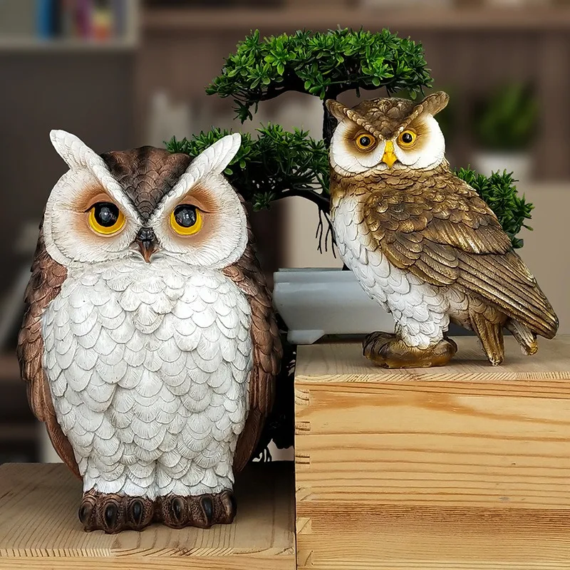 Arts and Crafts Cute Decoration Owl Shaped Resin Desktop Realistic Indoor Garden Statue Decoration Outdoor Home Decor view 2