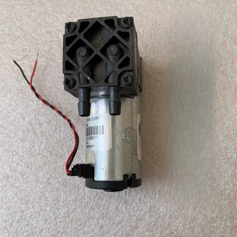 

Used GAST 10R1110-101-1048 Air Pump, Vacuum Pump 24V