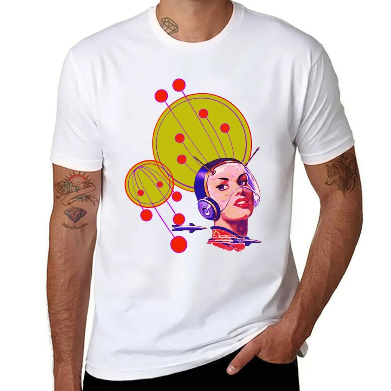 

Retro Space Woman 1 T-Shirt t shirts for man cotton funny anime t shirts for man T-Shirt