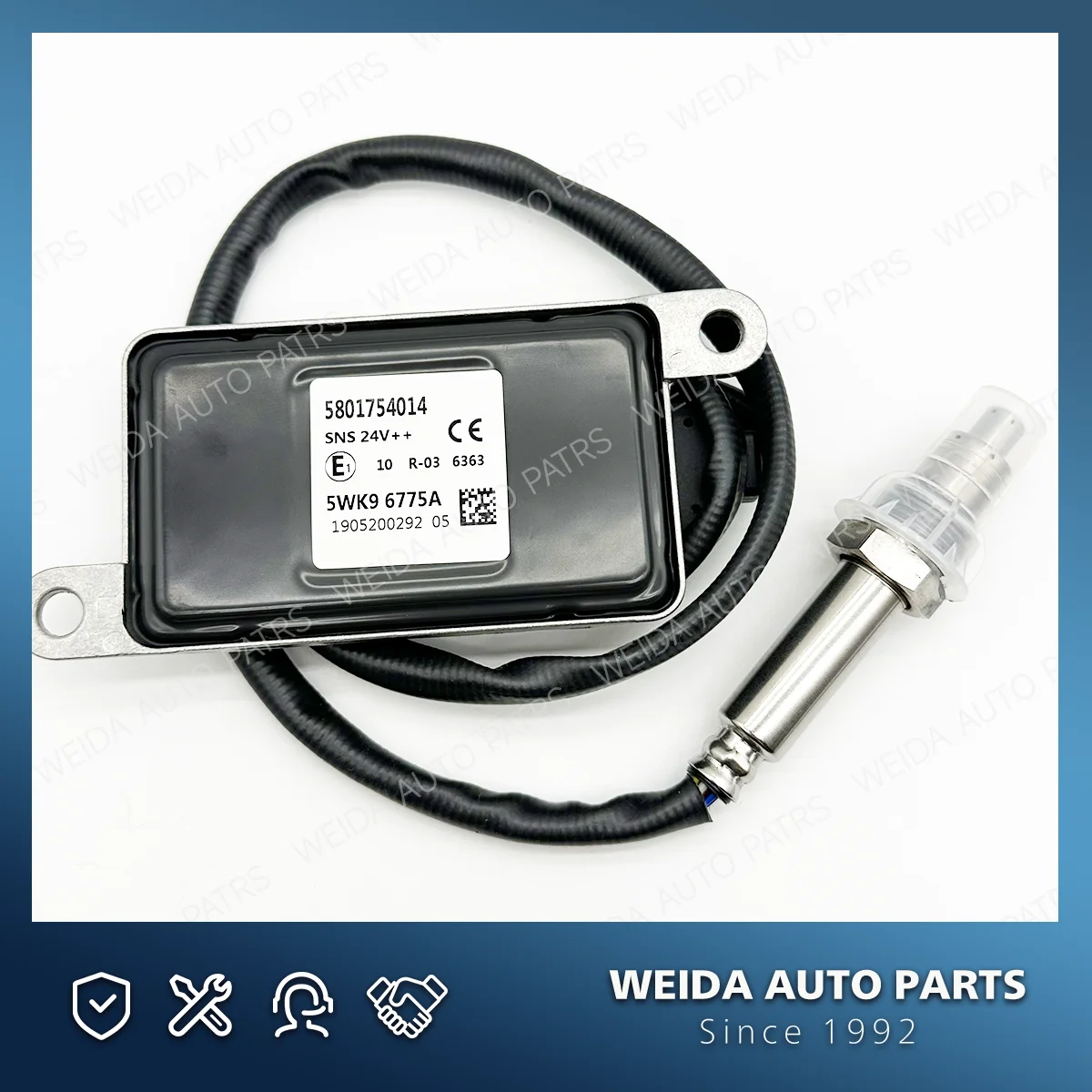 

5801754014 5WK96775A 5WK9 6775A 24V Nitrogen Oxygen Sensor 24V For IVECO Trucks Buses Diesel Exhaust Gas Detection Nox Sensor