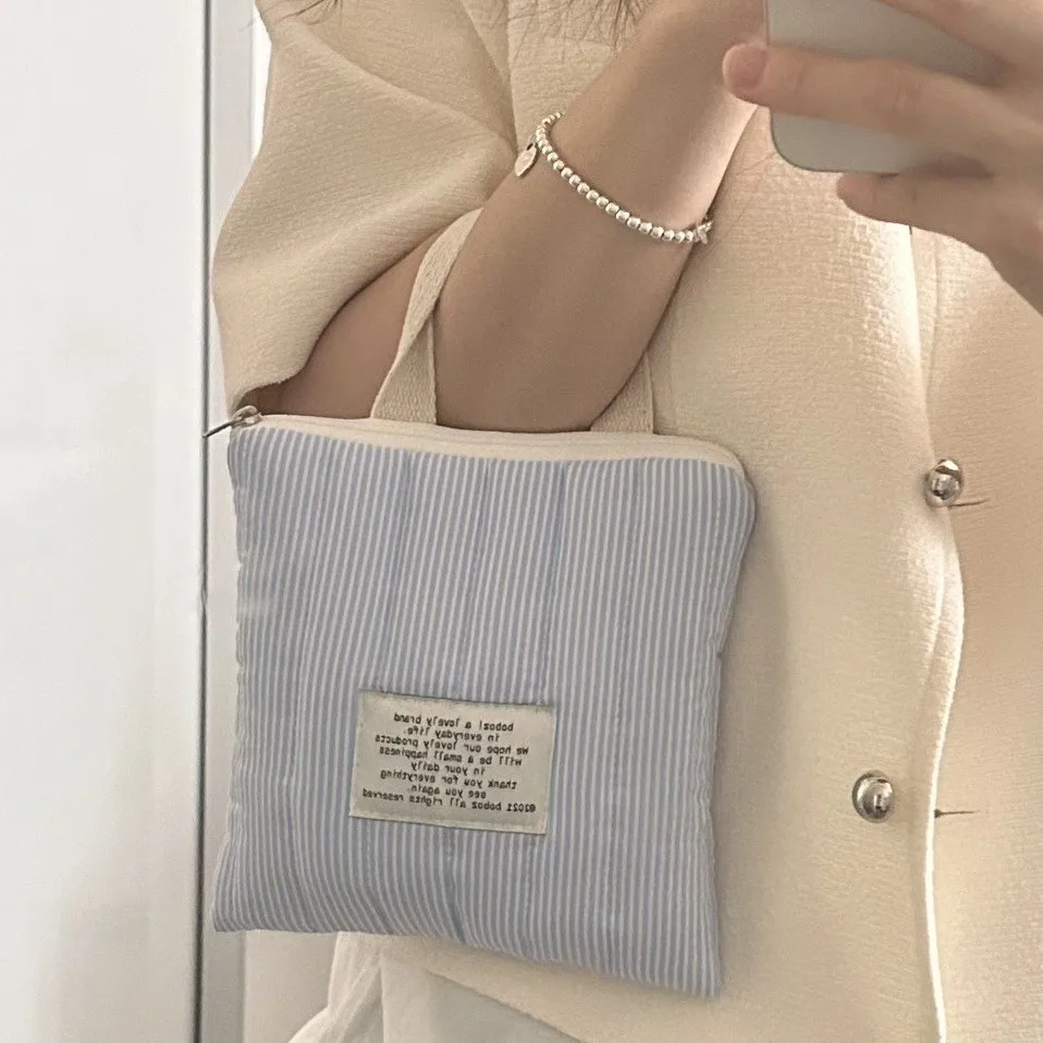 

New Quilted Striped Handbag Women Small Handheld Mobile Phone Bag Outdoor Key Sanitary Pad Pouch Sanitary Napkin Bag Toilet Bag