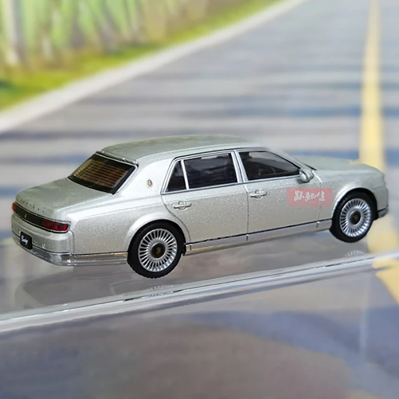 Diecast 1/18 Size TOYOTA Model Car Century Alloy Car Model Collection Display Hobby Original Box