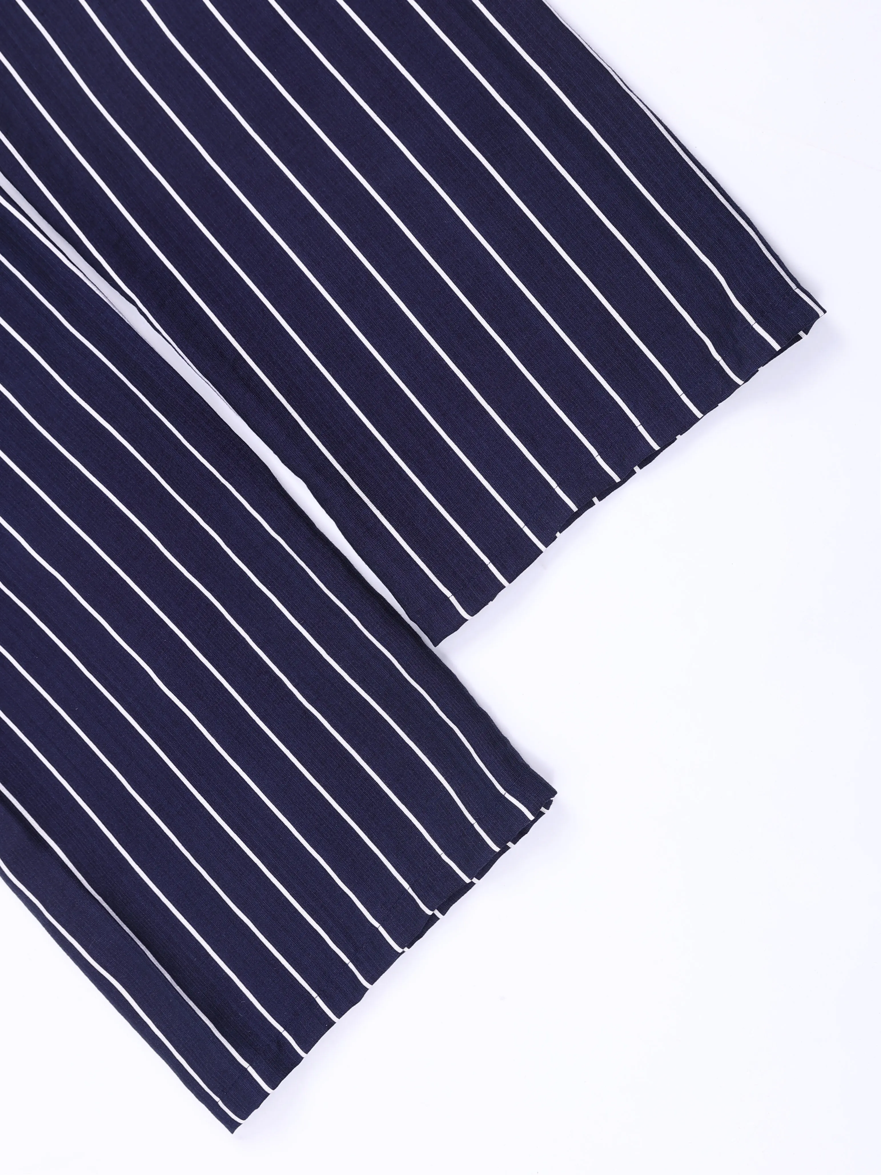 Gestreiftes zweiteiliges Outfit für Damen, ärmelloses Tanktop mit Knöpfen und elastische Hose mit weitem Bein und Kordelzug, lässiger Urlaubskostüm – Detail 17