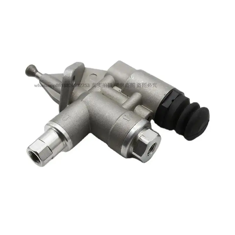 

Excavator Engine 6D114 Small Hole Oil Pump 3936318 Hand Pump For PC300-7 PC360-7