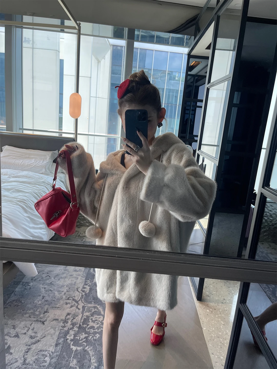 

ChiclyNana Eco-Friendly Fur Coat Hooded Thiened Mid-Length Fake Coat Young Sle Leather Fur Inteated