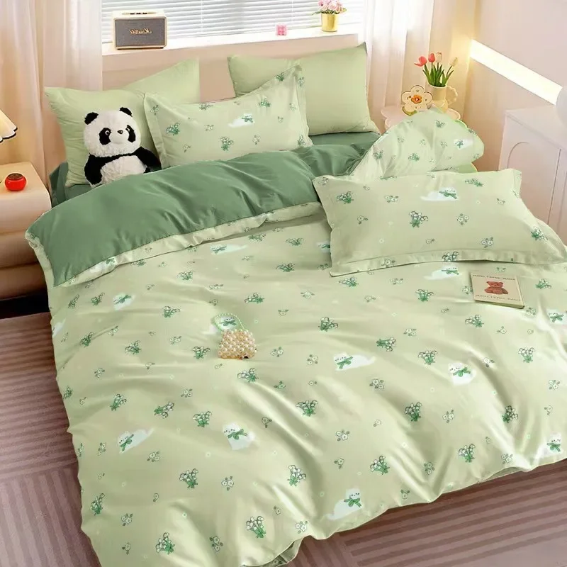 

4-Piece Green Cartoon Bedding Set 220x240cm | Cat & Sheep Print Duvet Cover & Pillowcases for Cozy Home Bedroom