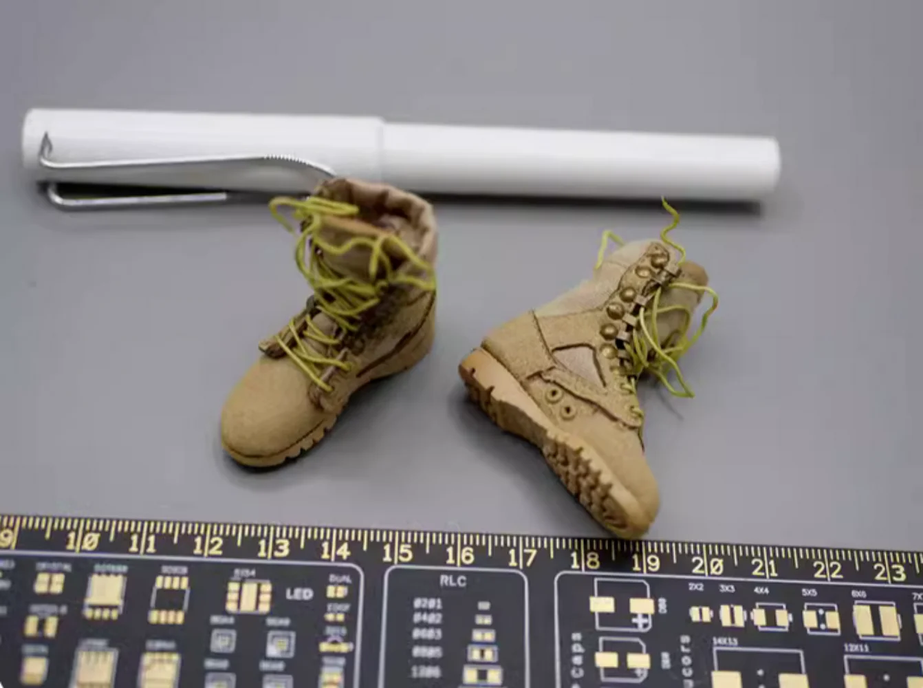 

FS 73042 1/6 Soldier Marine Corps USMC Female Boots Model for 12"