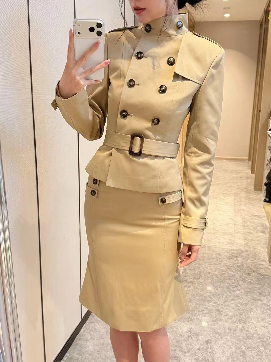 High-End Fashion Set Women's Autumn Waist-Cinching Double-Row Button Coat And Half Skirt Two-Piece Suit Casual Style Pure Color