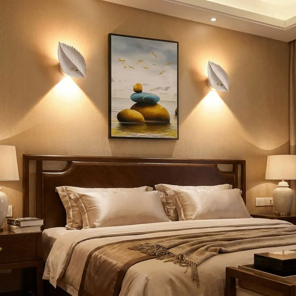 RGB/Warm Light Leaf Wall Lamp Wireless USB Rechargeable Wireless Magnetic Wall Light Remote Control Dimmable
