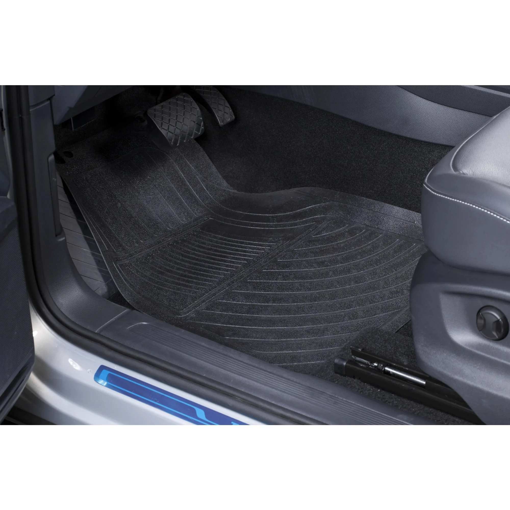 4 قطع من بطانة الأرضية المطاطية الخفيفة باللون الأسود - مناسبة عالمية