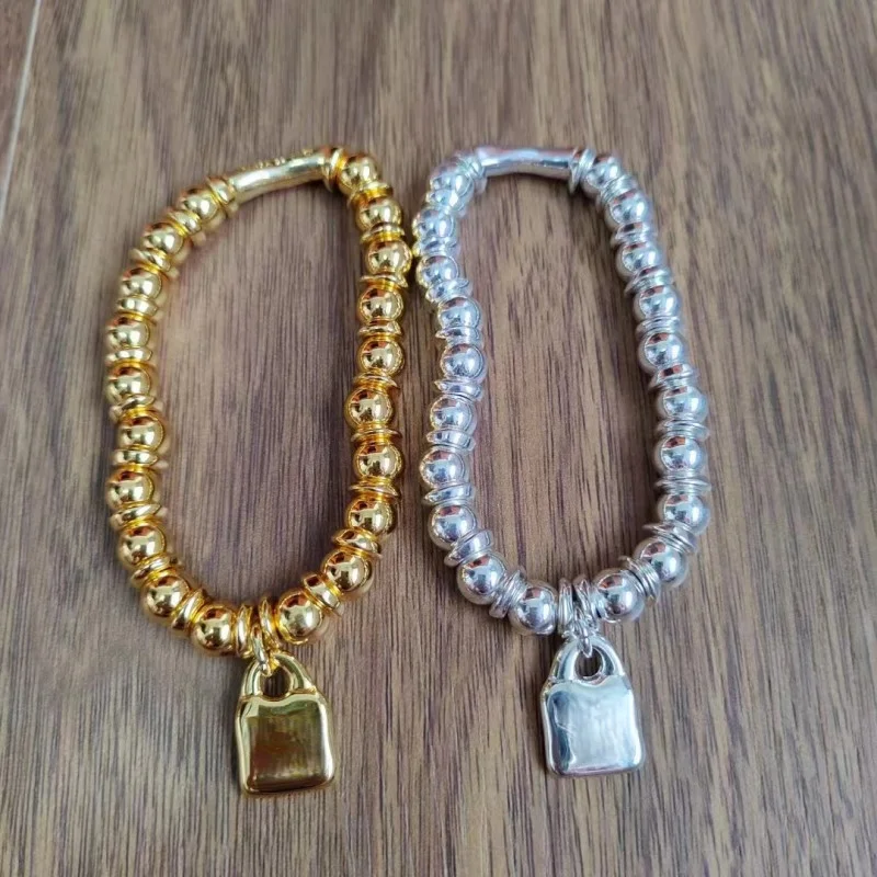 

Новый модный браслет в стиле ретро 2026 года, подходит для повседневного и стильного образа мужчин и женщин.