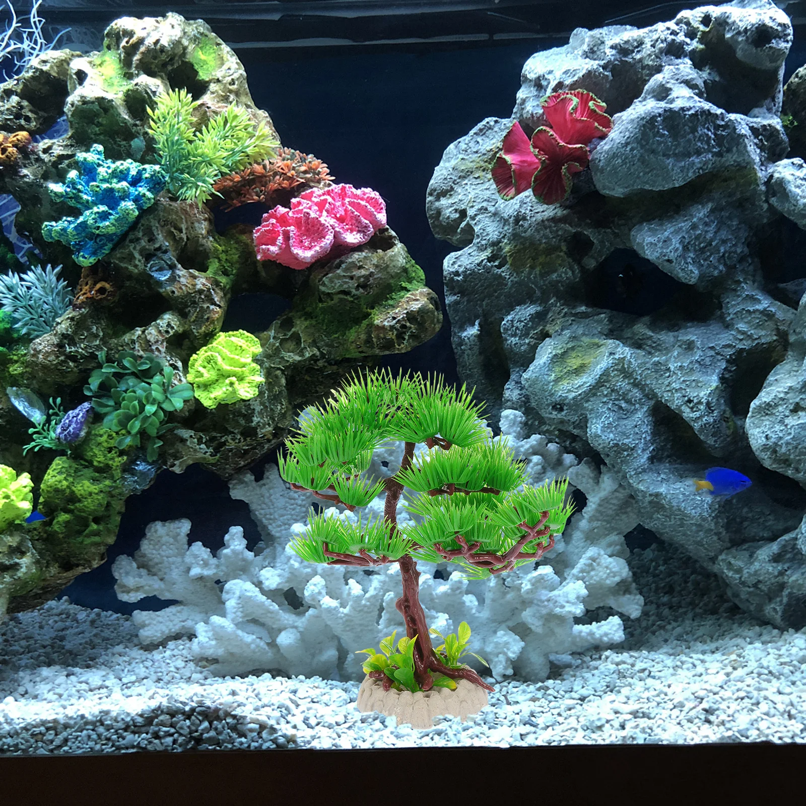 

1Pcs Lifelike Resin Pine Tree Craft Aquarium Decor Fish Tank Supply Aquarium Accessories Simulation Water Plant