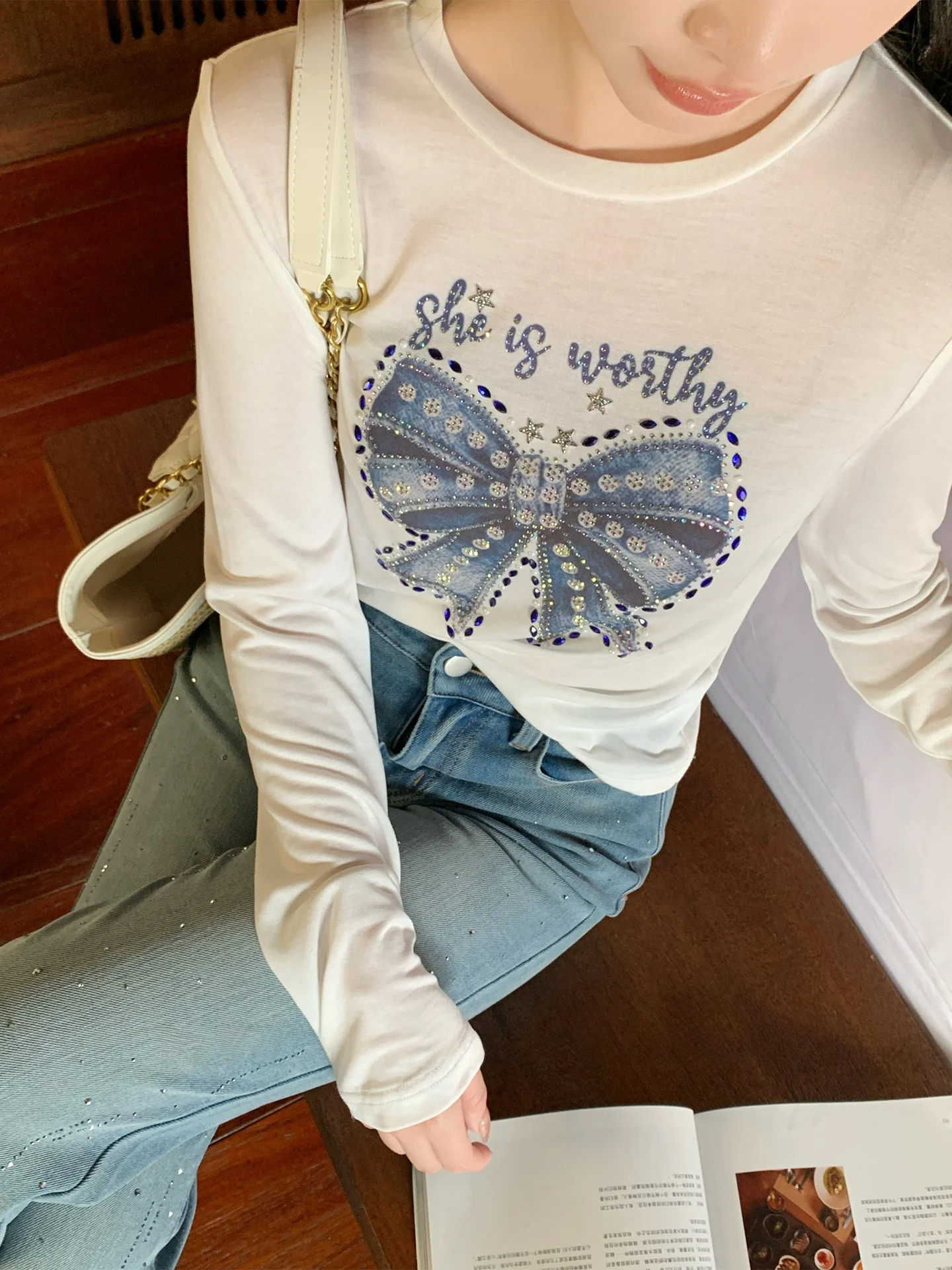 

Женская футболка с длинным рукавом для весны и лета, защита от УФ-излучения, принт со стразами, из лиоцелла, повседневный стиль, круглый вырез, укороченная модель