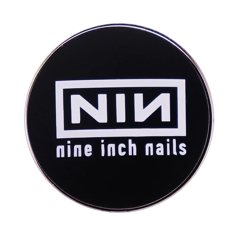 NIN: Nine Inch Nails Enamel Pin ve Sanat Tarihinin Kesişimi