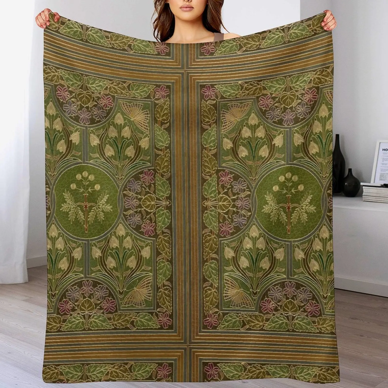 Stunning Art Nouveau Pattern! Throw Blanket