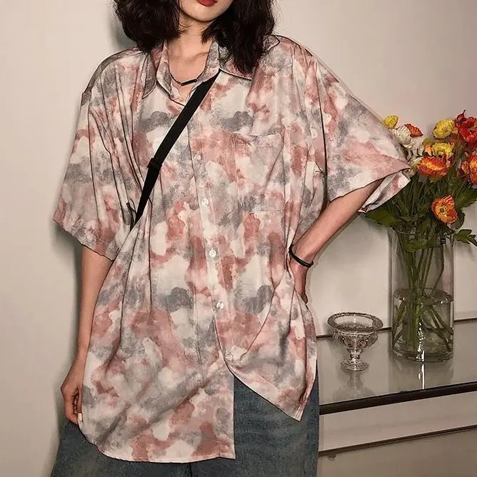 Antique Style Tie-dye Short-sleeved Shirt for Women in 2025 Spring and Summer New Loose Hong Kong Style Niche Design Versatile