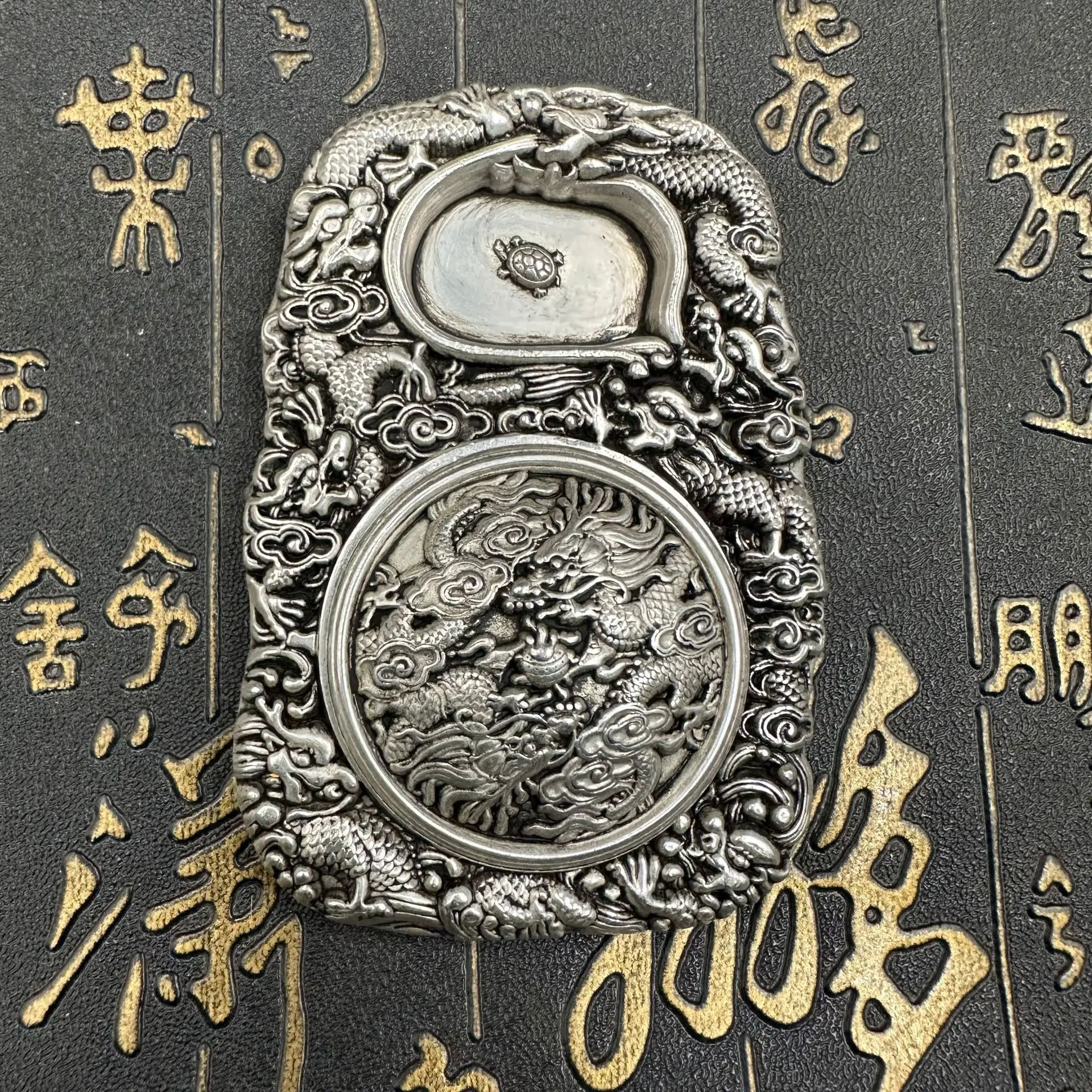 Antique, silver Kowloon relief small inkstone thickness 5mm film and television props office ornament