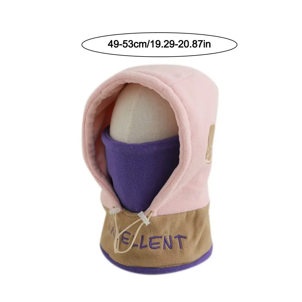 Рисунок 6 - Модные флисовые зимние детские шапки