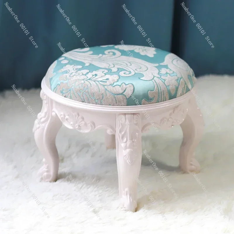 

Ретро-табурет с резьбой, роскошная кожаная подушка, креативное низкое сиденье, элегантное кресло-диван для комнаты, стильное декоративное сиденье, подставка для ног