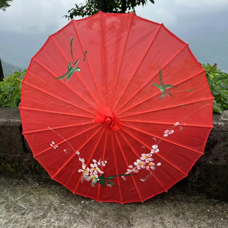 

Ремесленный зонтик для танцев, древний костюм, Cheongsam, подиум, шелковая ткань, украшение для потолка, зонтик из масляной бумаги, сделай сам, 50 шт.