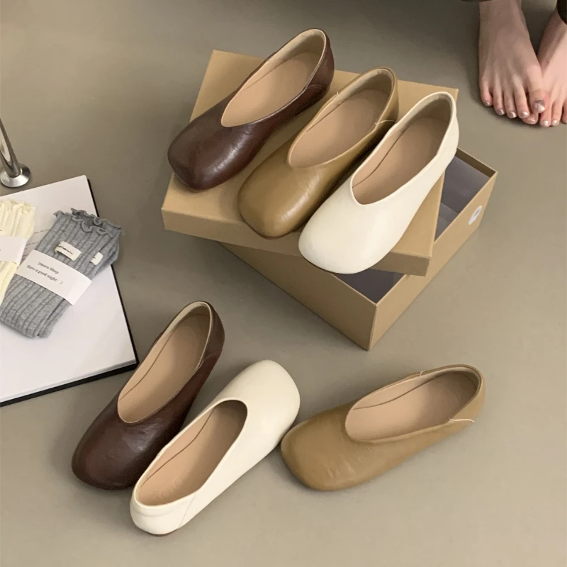 

Простая легкая и удобная женская обувь, неглубокая мягкая женская обувь, летние новые модельные туфли в стиле ретро, женские туфли на плоской подошве, 2025 г., женские