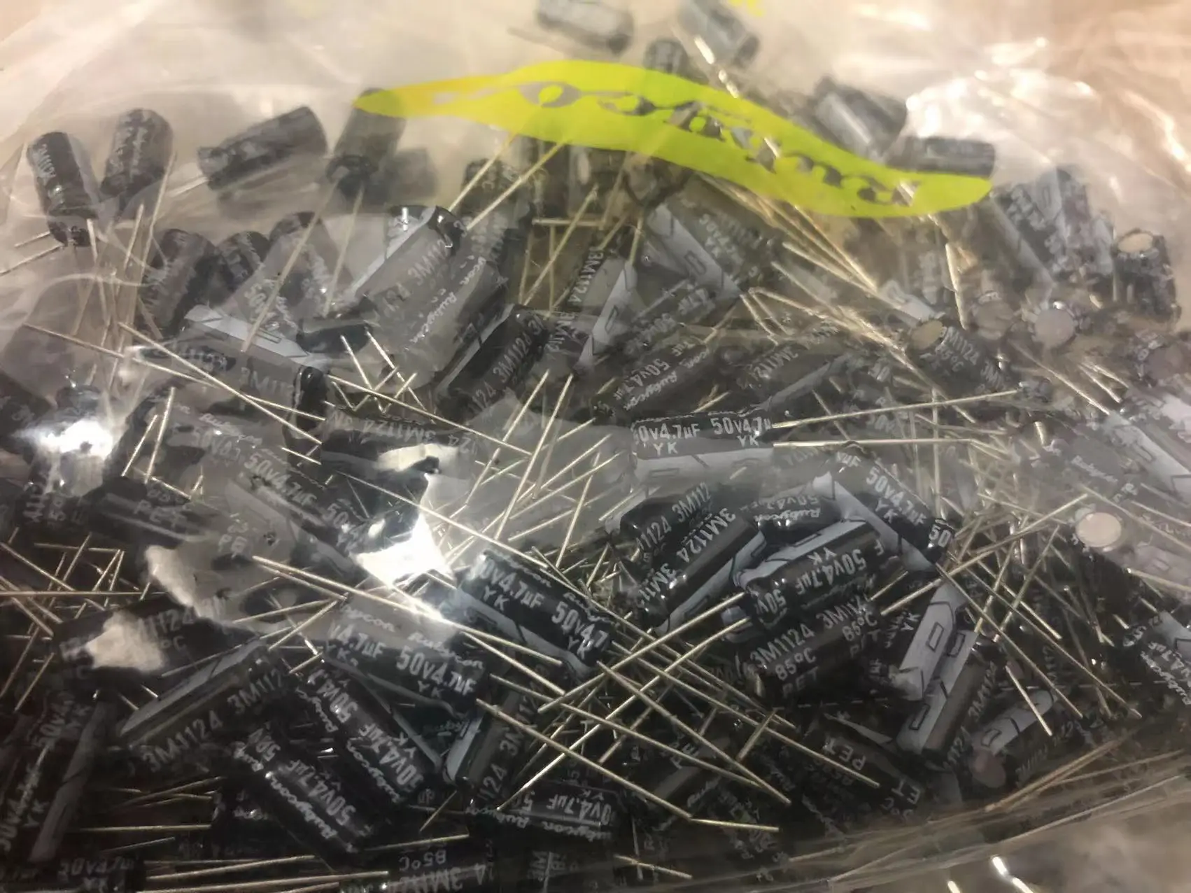 Япония Рубикон импорт электролитических конденсаторов 50v4.7uf 4.7uf 50v 5*11 драгоценных камней Yk