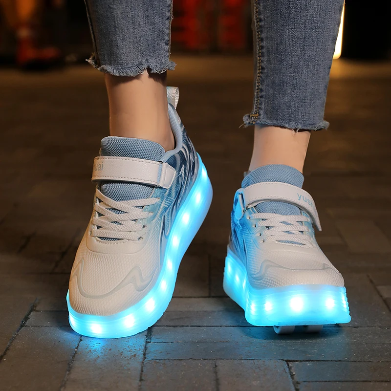 Youth Roller Shoes LED Lights High Quality Outdoor Casual Pulleys Gift Children Urban Flashing Parkour With 4 Wheels Skate Shoes view 4