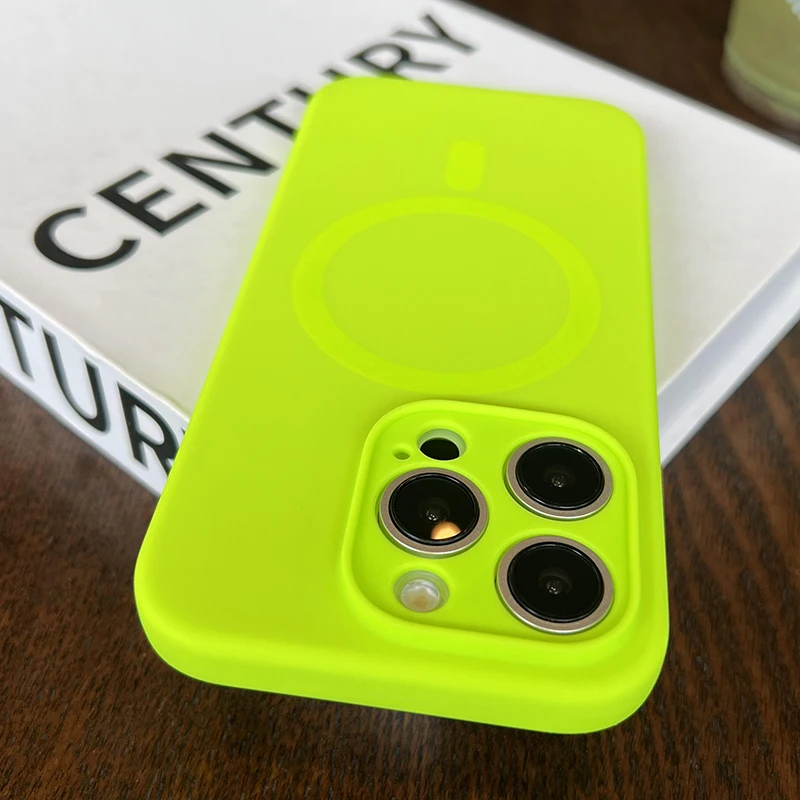 Luxury Fluorescence Bright Color Magnetic Liquid Silicone for Magsafe Case For iPhone 17 Air 16 15 14 13 Pro Max Plus Soft Cover