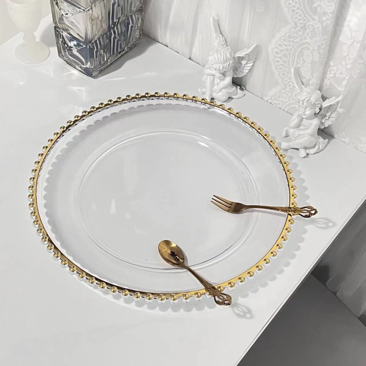 Wedding DecorativeWholesale Dinnerware Set Gold Dinner Plate Plastic Round Clear Gold Charger Plate With Gold Rim