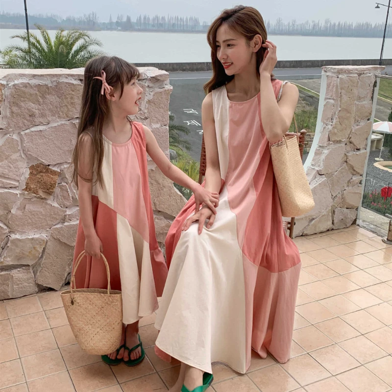 

2024 Mom and Baby Girl Equal Sleeveless One Piece Outfit Mother Daughter Matching Pink Dress Summer Korean Parent-child Clothes