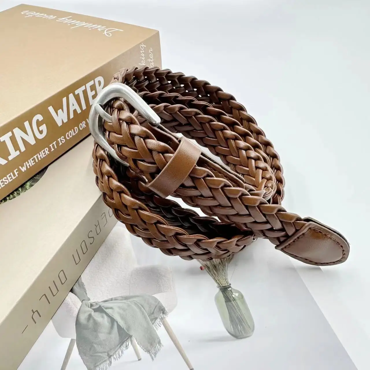 Maikun New Women\'s Coffee Braided Belt Fax Leather All-Match Vintage Pin Buckle Fashion Jeans Belt