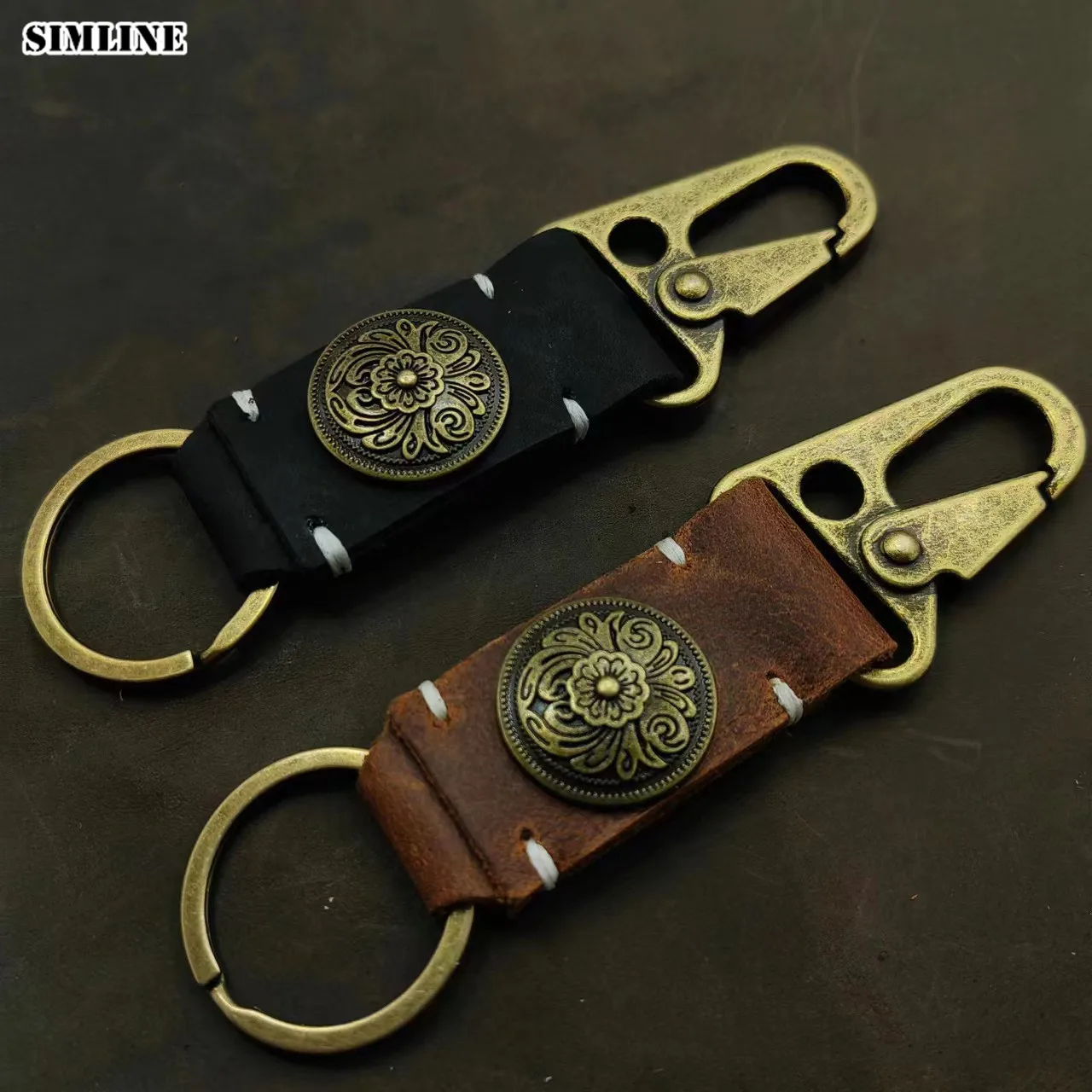 

Genuine Leather Car Key Holder For Men Male Cowhide Vintage Handmade Key Clip Bronzy Keychain Key Ring Men's Gift Keys Organizer