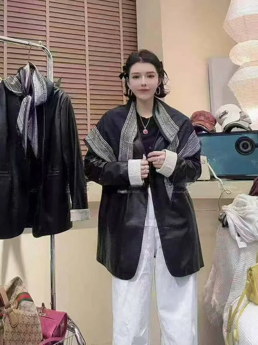 

2026 New Women's Medium Length eepskin Leather Jaet Trendy Coat Outerwear Faionable Commuter Sle Long Sve Zipper