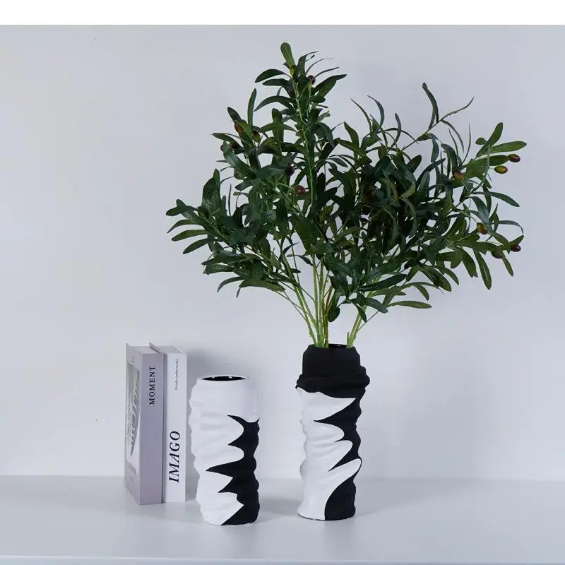 Black White Ceramic Vase Alien Handicraft Ornaments Table Decoration Hydroponic Flower Pot Modern Minimalist Home Decor