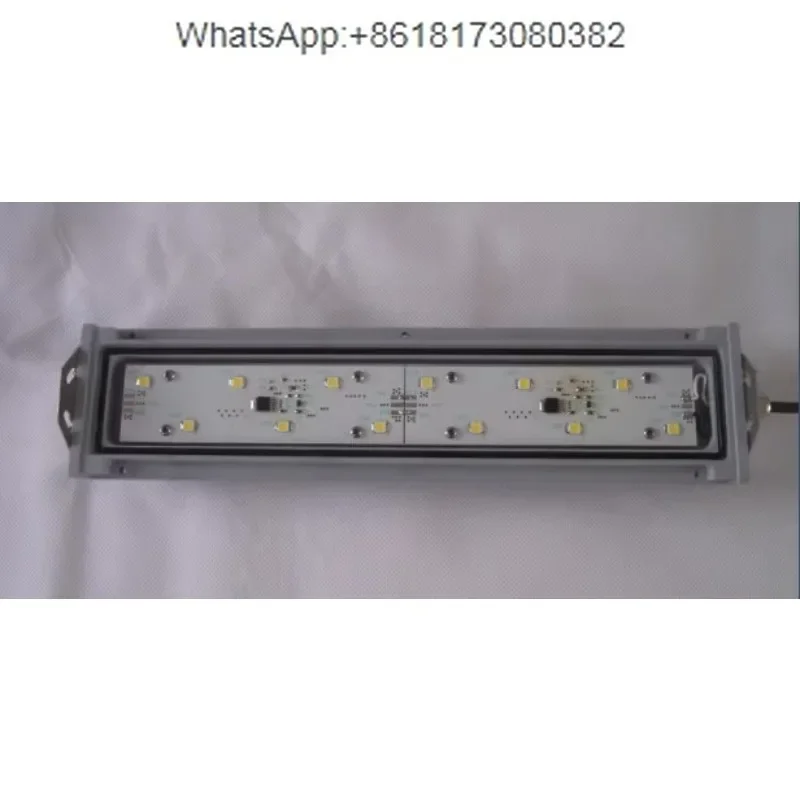 

IP67F/K oil resistant and waterproof lights for DC24V CNC machine tools, tempered glass, stainless steel, aluminum alloy shell