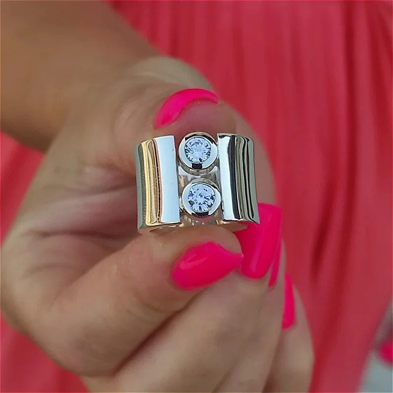 1pc Women's Fashion Personality Ring - Exquisite Appearance Design, Simple yet Eye catching -without box