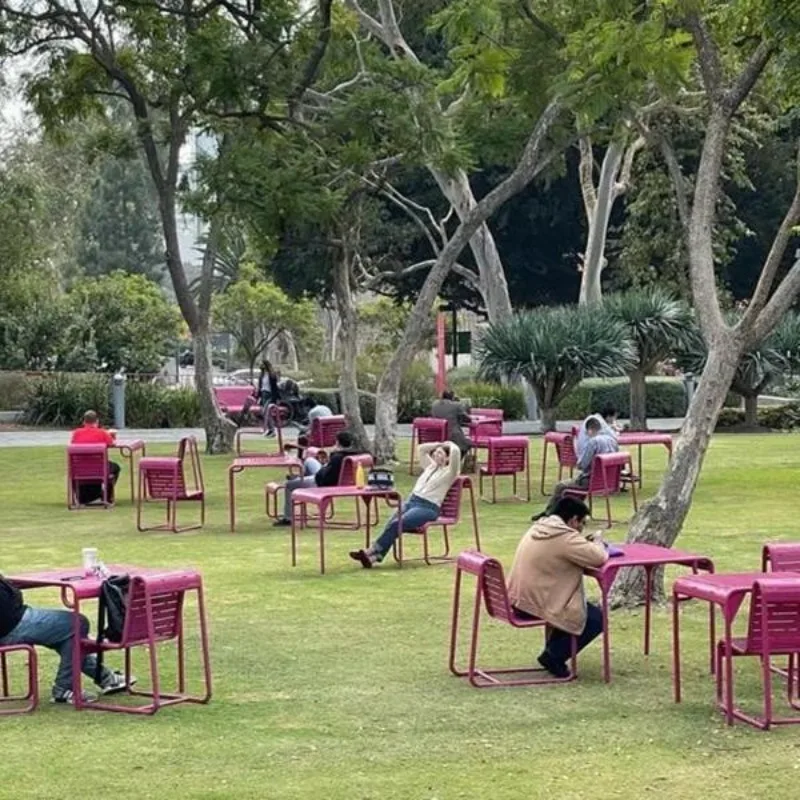 Outdoor wrought iron table and chairs park public benches dopamine color Internet celebrity balcony courtyard chair leisure tabl