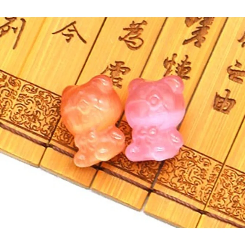 Cute Cartoon Cat's Eye Stone Carved Kitten-shaped Dyed Beads DIY Children's Necklace Bracelet Accessories Random Selection