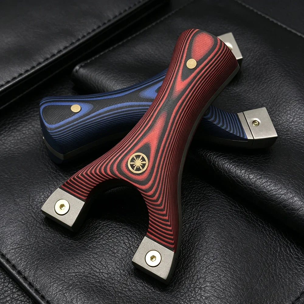 G10 Material Laminated Slingshot High Quality Professional Hunting Shooting Slingshot Strong and Durable Two Colors