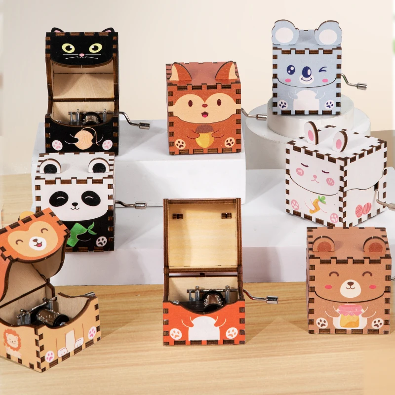 

Wooden Montessori Cartoon Animal Music Box Hand Crank Color Print Music Box Early Educational Toys Children's Birthday Gifts